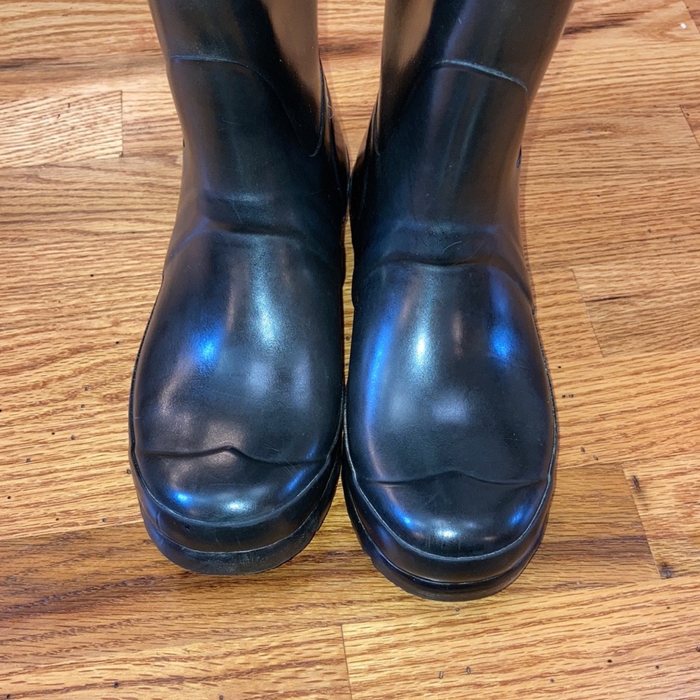 Hunter Original Black Adjustable Gloss Rain Boots - Picture 5 of 15